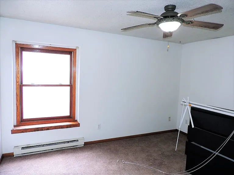 530 Iris Ave — Photo 11