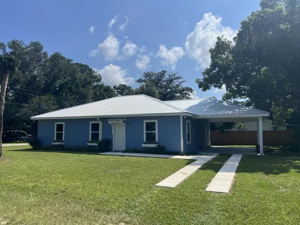 506 NE Fourth St, Trenton, FL 32693