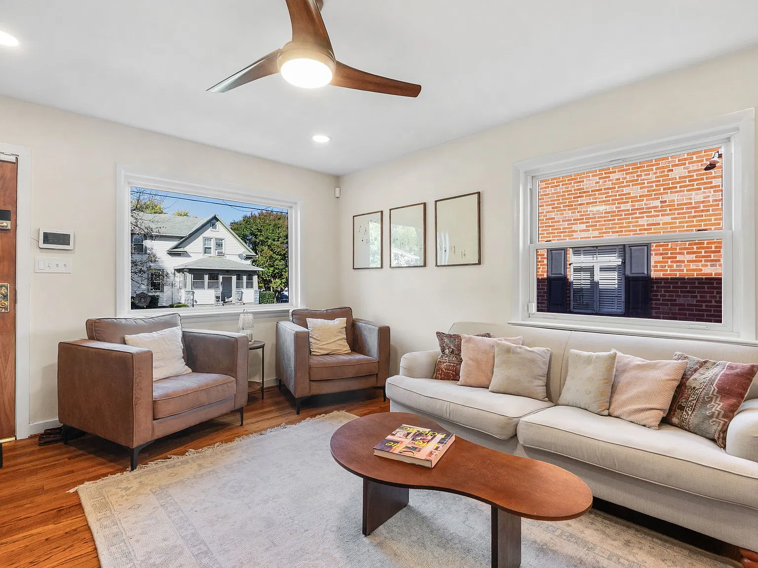 3 bed, 1378 sqft, $5,000 — Photo 4