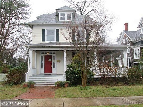 2nd image of 310 Belvedere Ave