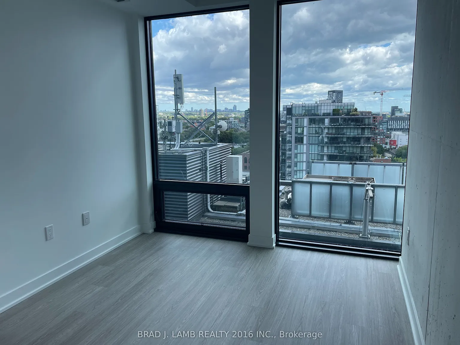 2 bed, $2,145 — Photo 4
