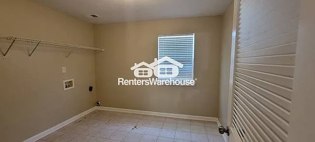 4745 King Saul Dr — Photo 20