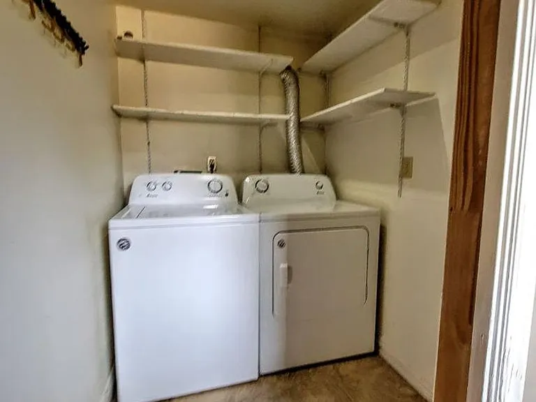 7721 Earl Ave NW — Photo 12