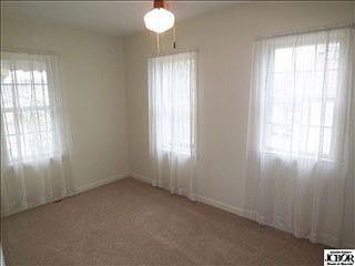 3rd image of 514 Lee Blvd