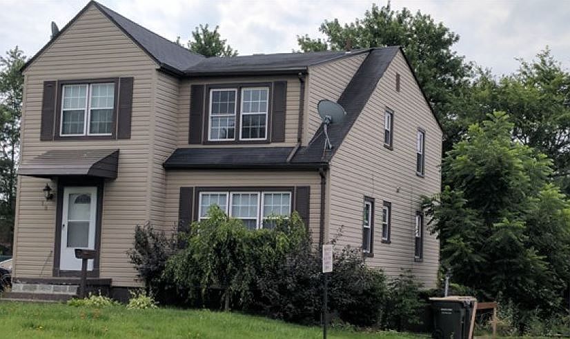 1st image of 13 Terrace Dr #15