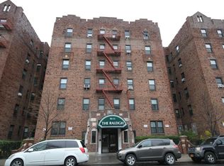 9211 35th Ave APT 2N, Flushing, NY 11372