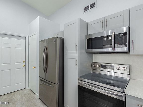 5th image of 15609 N Gil Balcome St