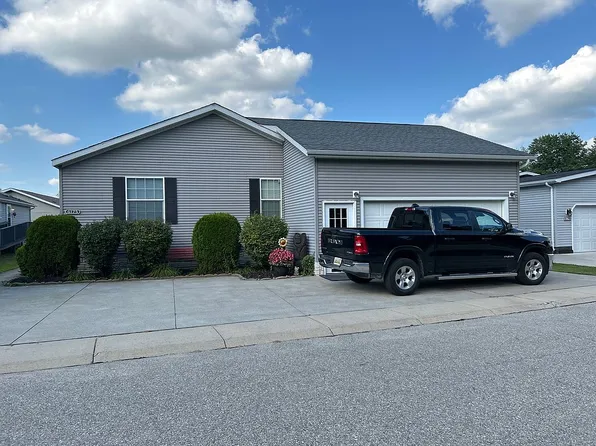 6175 S Branch Ln, Smiths Creek, MI 48074