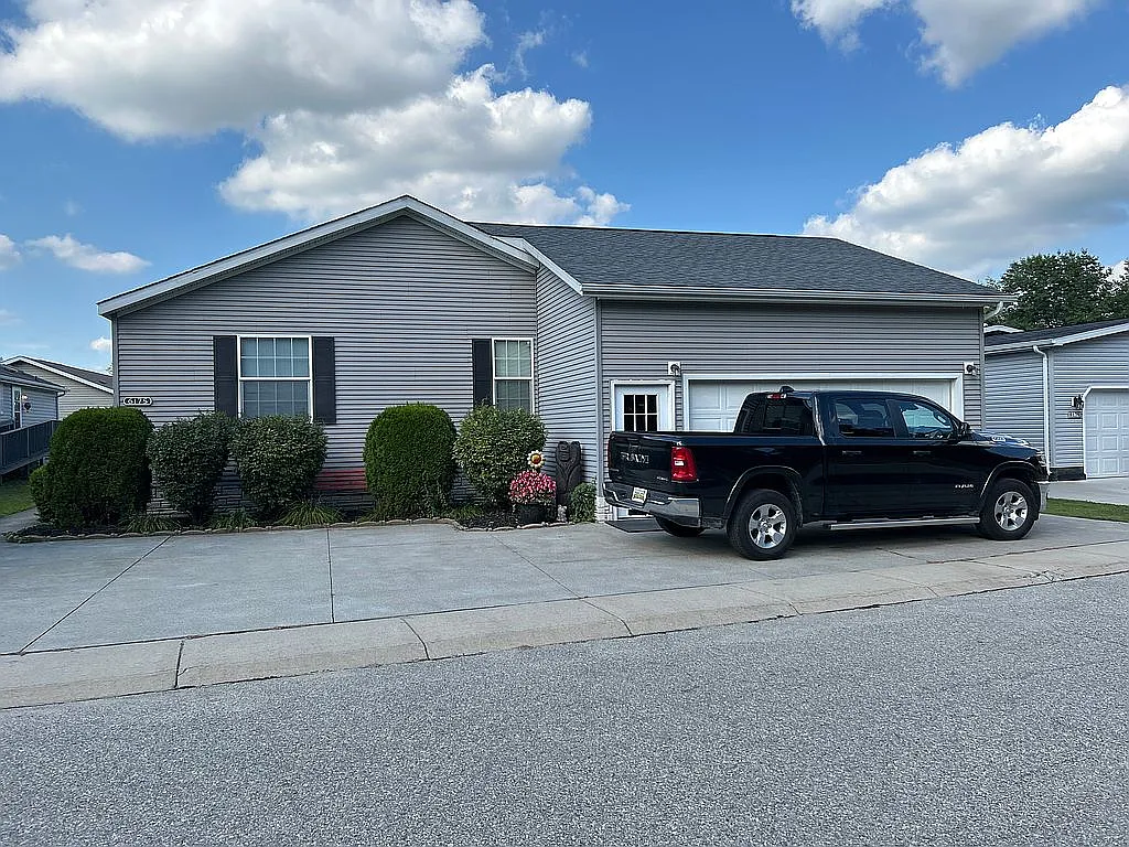 6175 S Branch Ln photo 1