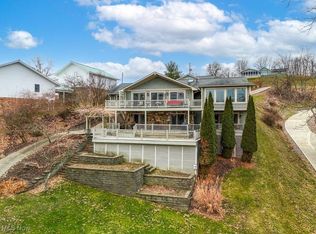338 W Mohawk Dr, Malvern, OH 44644