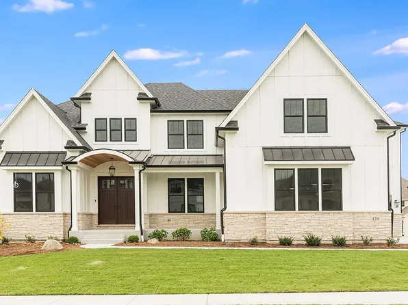 4216 Carpenter Rd, Naperville, IL 60564