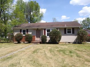 2012 Potomac Dr, Greensboro, NC 27403