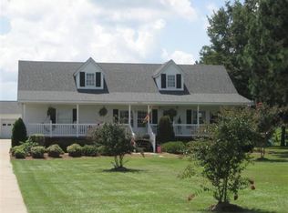 6061 Stantonsburg Rd, Farmville, NC 27828