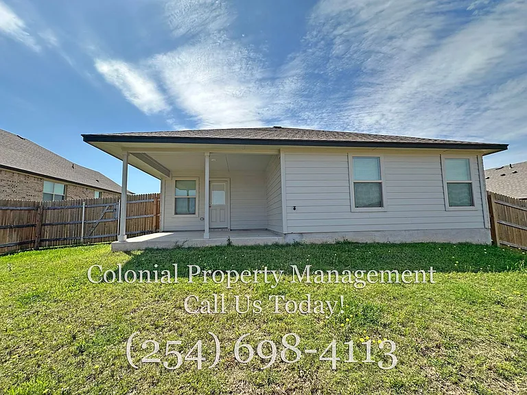 2424 Elba Dr — Photo 17