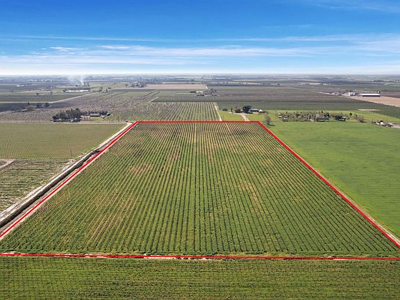 5th image of 4923 W Acampo Rd