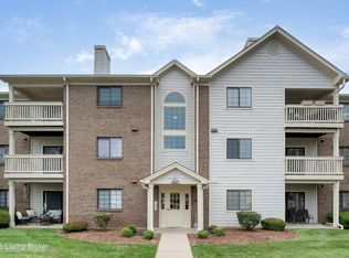 3507 Lennox View Ct UNIT 102, Louisville, KY 40299