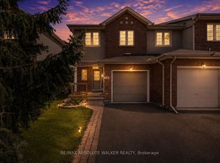 664 Wild Shore Cres, Ottawa, ON K1V1X9