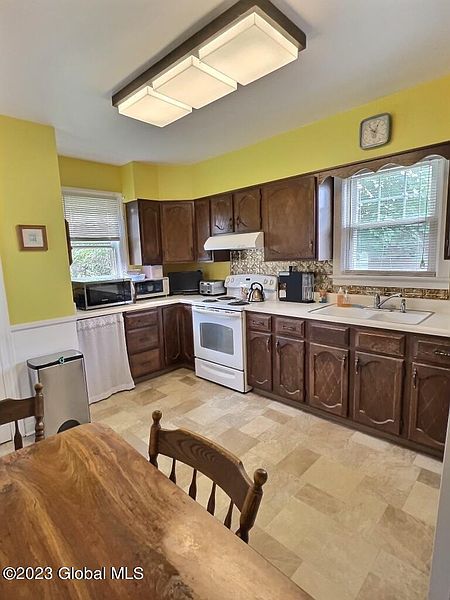 2nd image of 104 Frederick Avenue