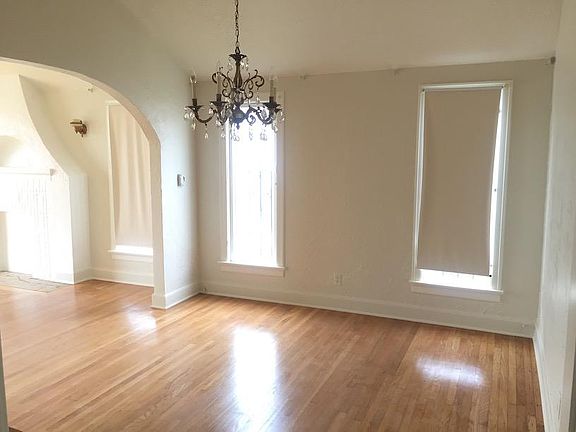 2nd image of 2043 W 74th St