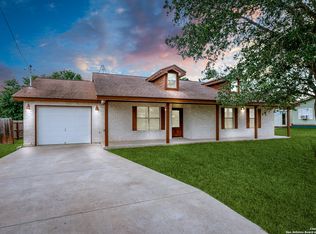 101 Sylvester, Poth, TX 78147