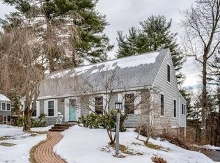 30 Cricket Dr, Sturbridge, MA 01566