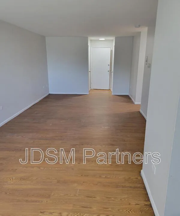 2187 S Depew St #18