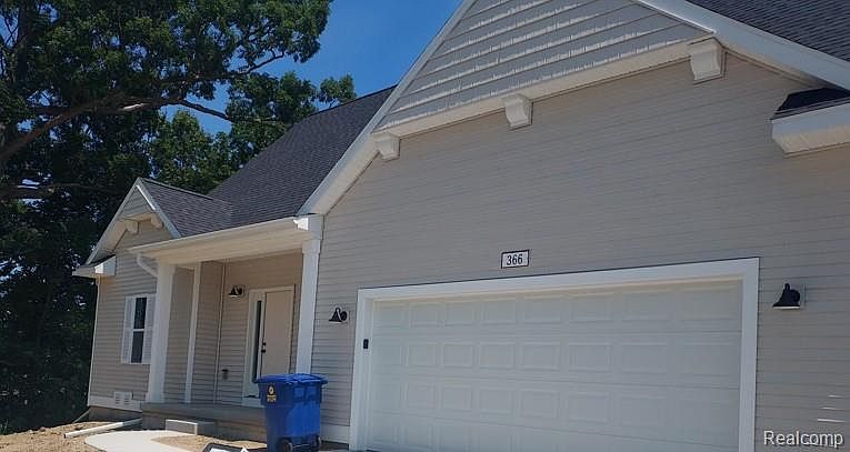 1st image of 366 Dorchester Dr