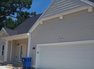 366 Dorchester Dr, Howell, MI 48855