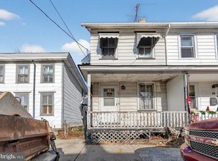 12 Church St, Salem, NJ 08079