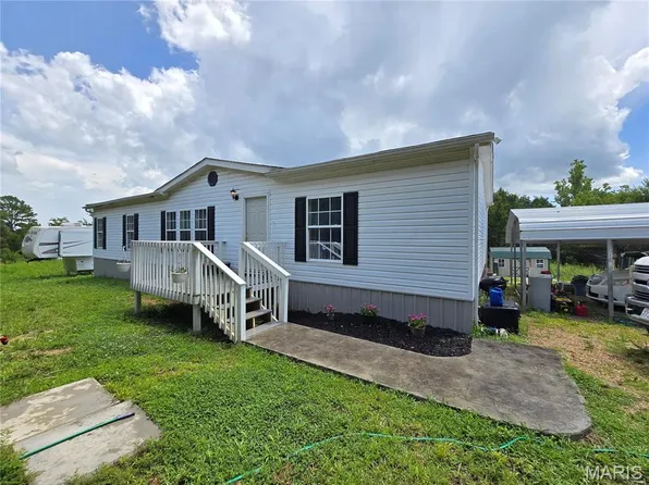 10191 Desloge Park Dr, Potosi, MO 63664
