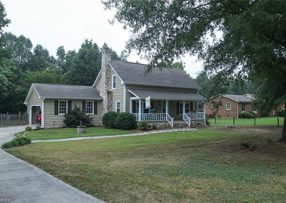 1st image of 2111 Danbrook Dr