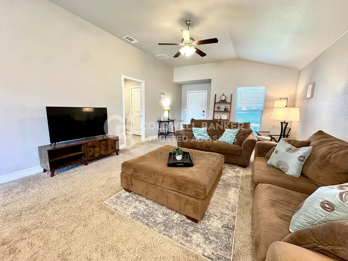 3 bed, 2.0 bath, 1503 sqft, $2,800 — Photo 4