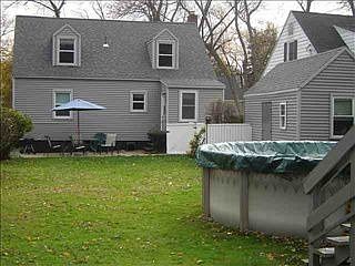2nd image of 2045 Hoover Rd