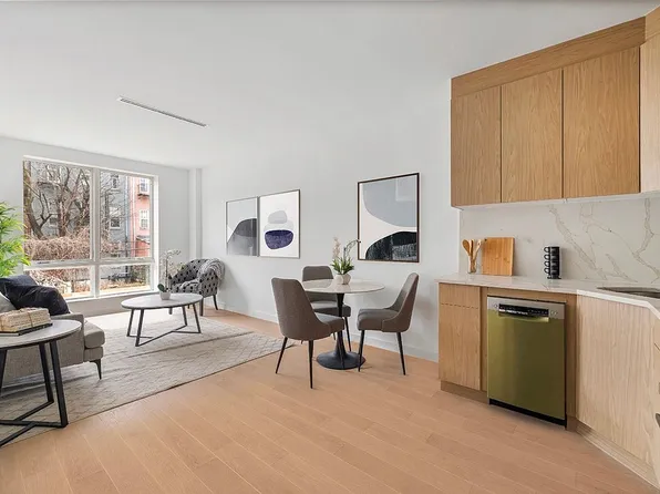 1220 Putnam Ave #3B, Brooklyn, NY 11221