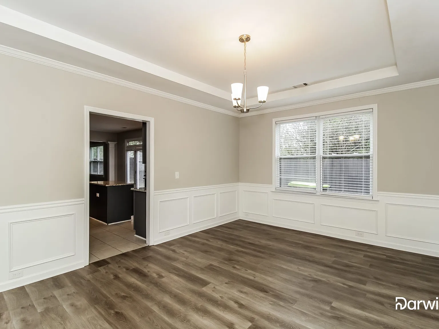 4 bed, 3.5 bath, 3379 sqft, $2,595 — Photo 4