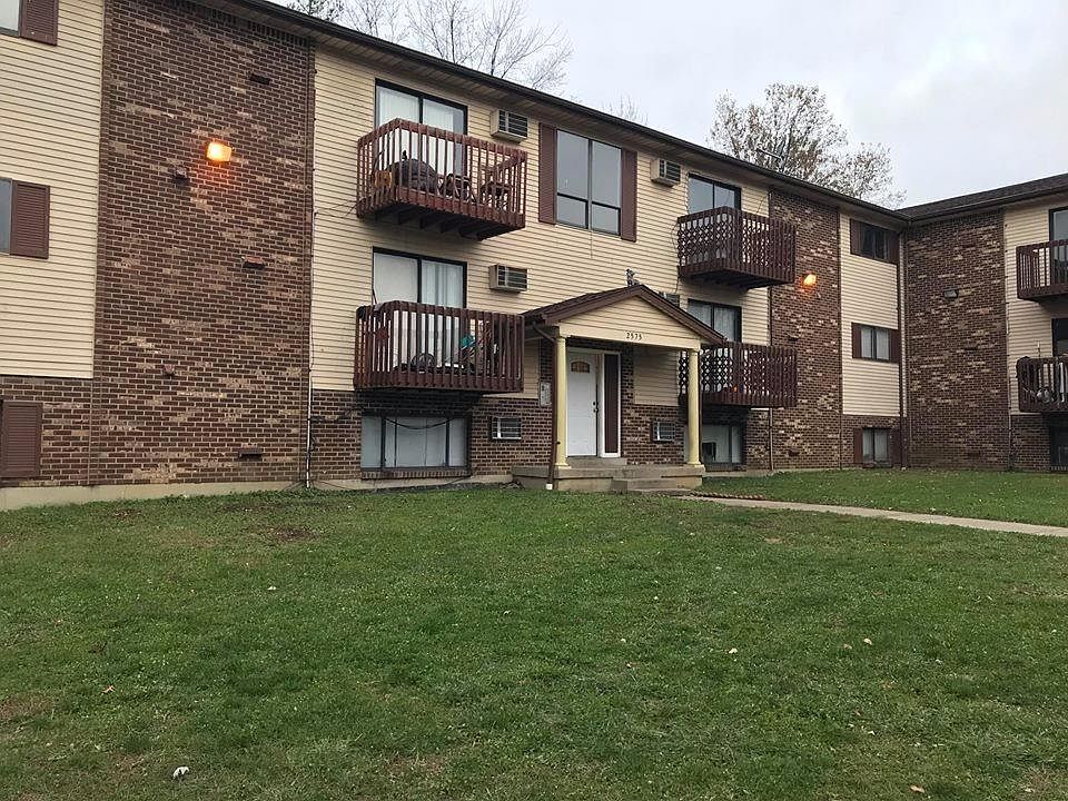 2nd image of 2575 W Galbraith Rd APT 11