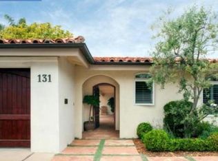 131 Via Undine, Newport Beach, CA 92663