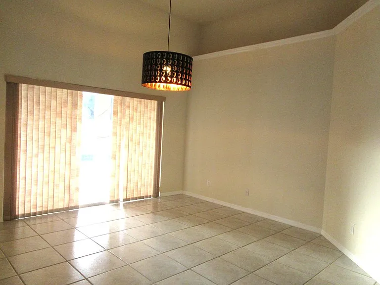1804 Abbeyridge Dr — Photo 6