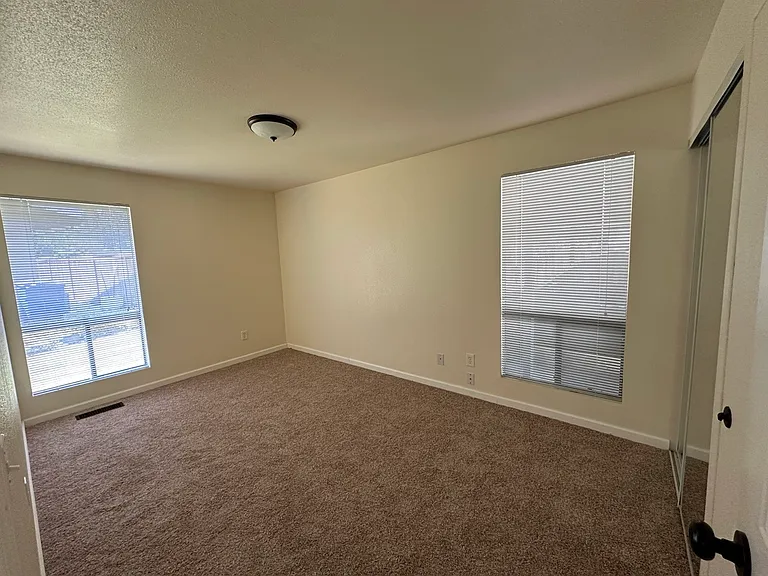 725 143rd Pl SE #725 — Photo 7