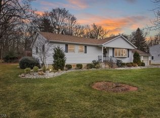 449 Wheeler Pl, Somerset, NJ 08873