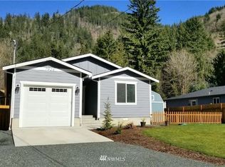 7924 Apache Dr, Maple Falls, WA 98266