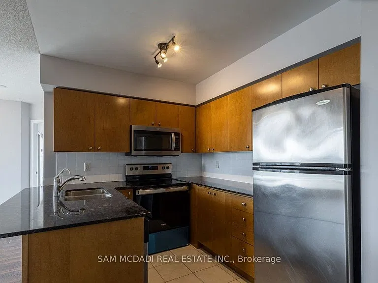 220 Forum Dr #804 — Photo 5