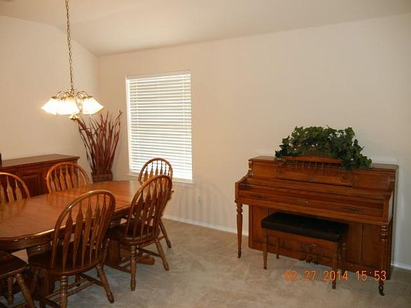 3rd image of 1405 Belaire Dr