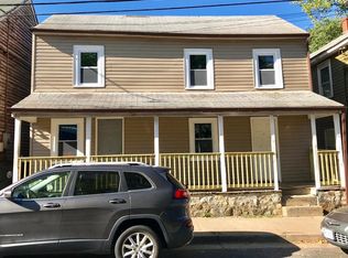 407 Princess Elizabeth St #A, Fredericksburg, VA 22401