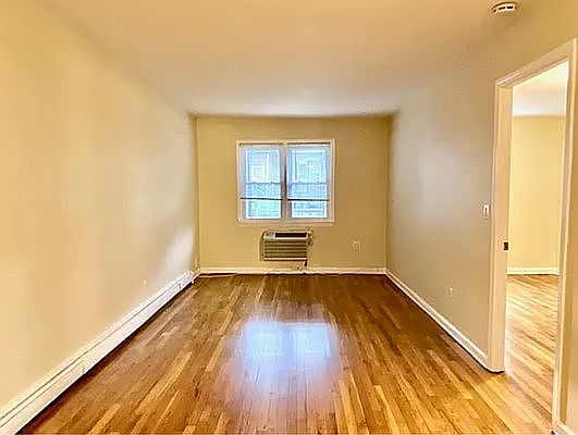 5th image of 31-62 37th St #1