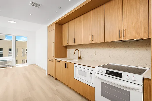 Rented by Nooklyn NYC LLC | media 1