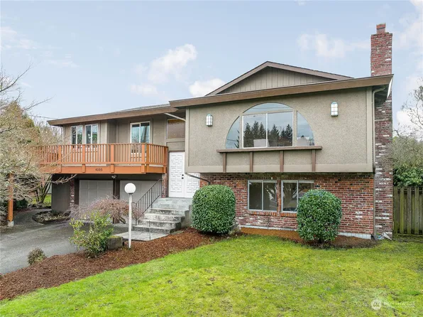 4105 Robin Road W, University Place, WA 98466