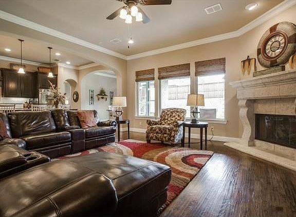 4th image of 4281 Whitley Place Dr