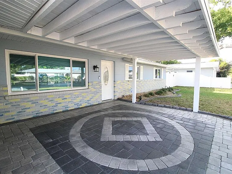 5521 Yorkshire Way — Photo 34
