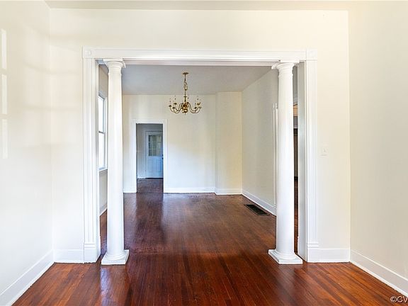 3rd image of 1406 Melton Ave